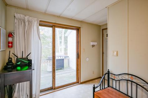 8 Bracketts Lane Bristol ME 04539