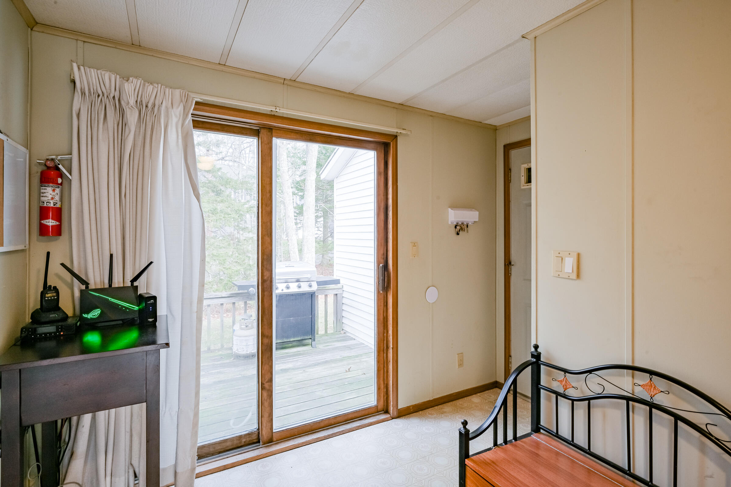 8 Bracketts Lane Bristol ME 04539