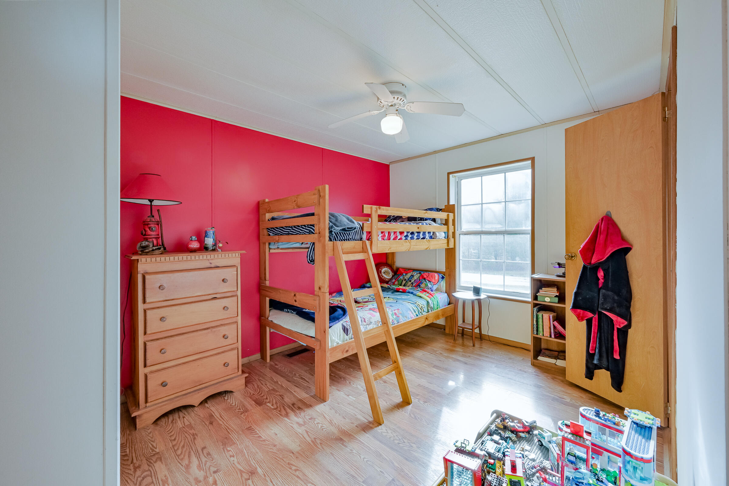 8 Bracketts Lane Bristol ME 04539