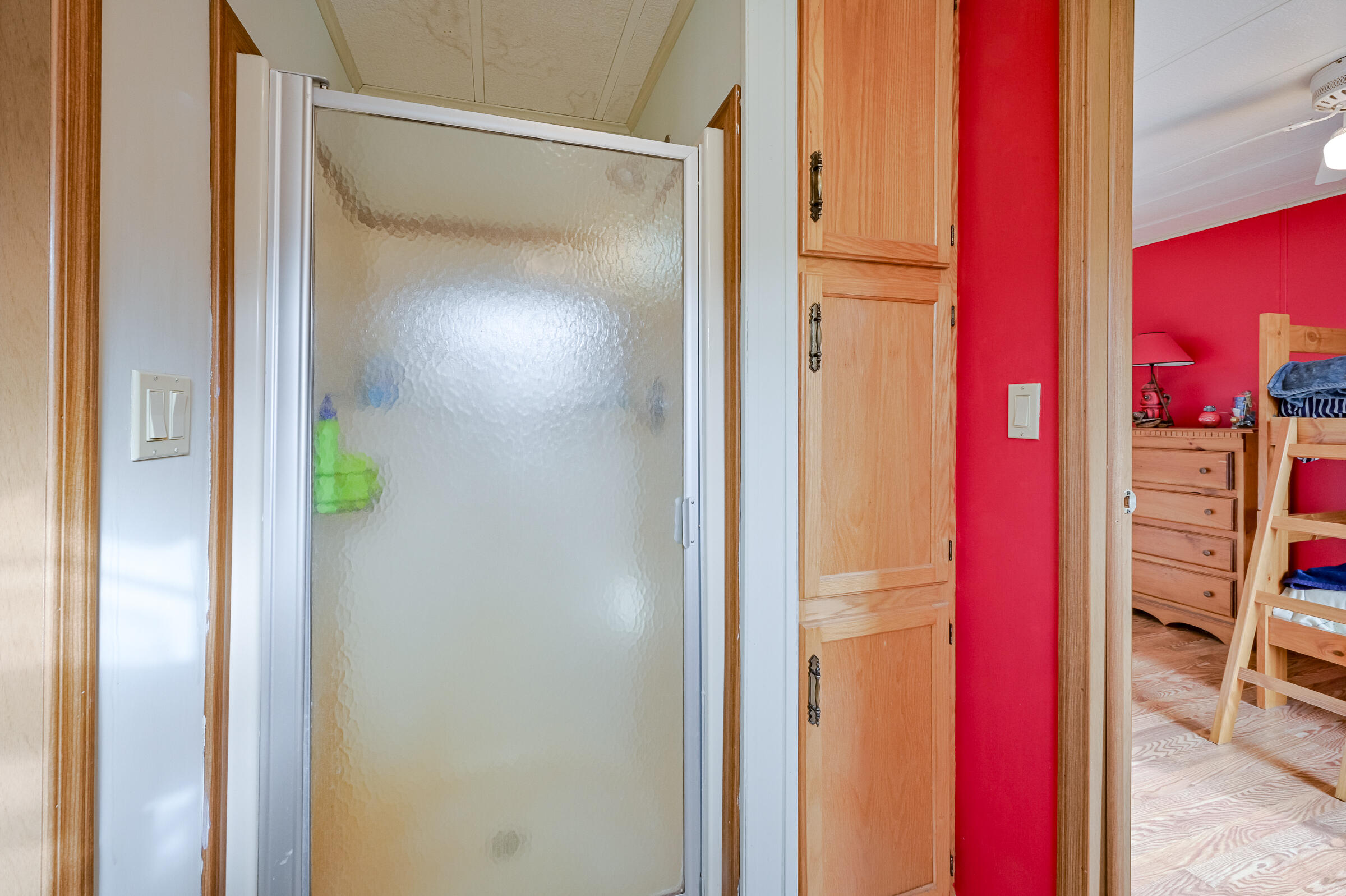 8 Bracketts Lane Bristol ME 04539