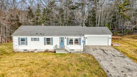 8 Bracketts Lane Bristol ME 04539