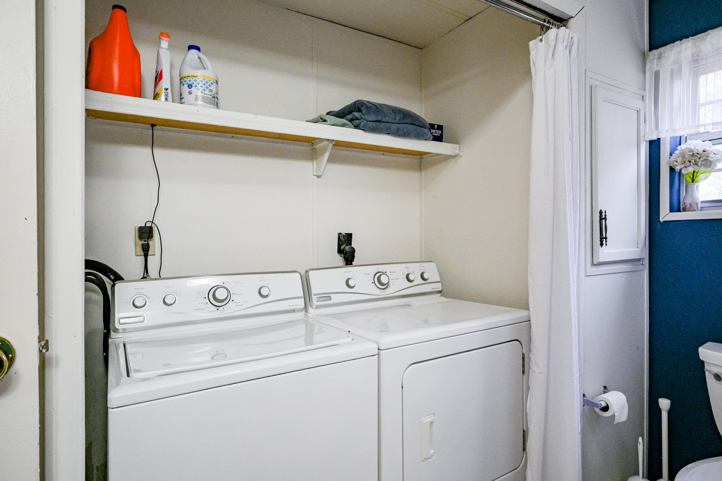 8 Bracketts Lane Bristol ME 04539