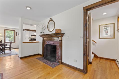 8 Paul Street York ME 03909