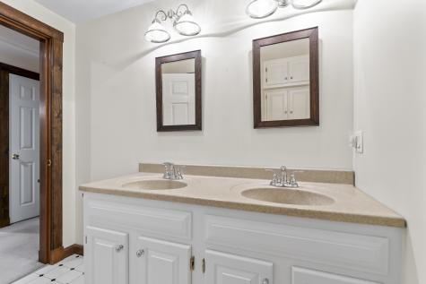 8 Paul Street York ME 03909