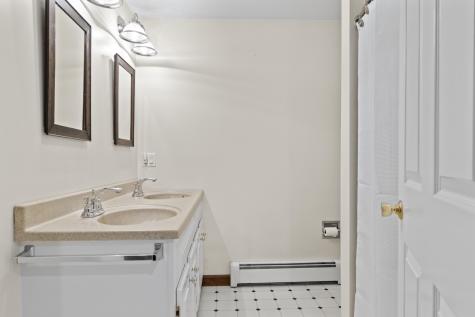 8 Paul Street York ME 03909