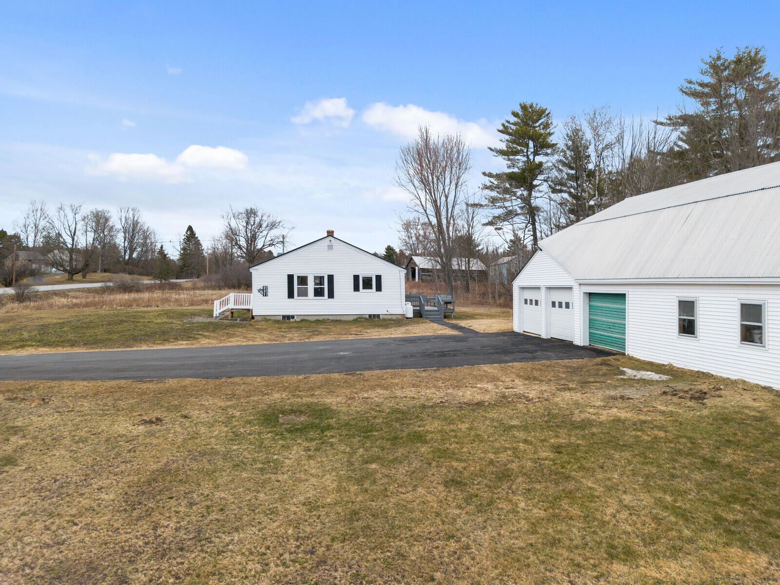 231 Mutton Lane Clinton ME 04927
