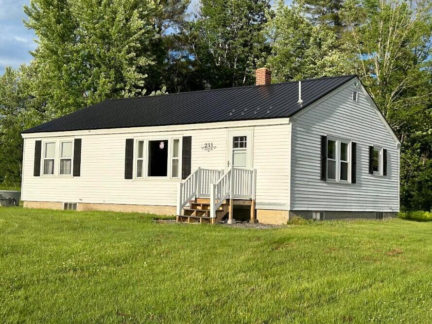 231 Mutton Lane Clinton ME 04927