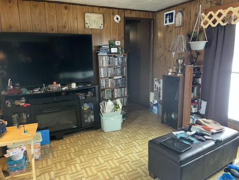 25 Lilac Lane Richmond ME 04357