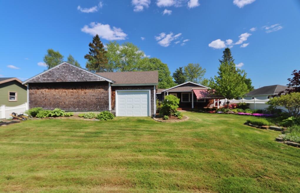 207 6th Street Bangor ME 04401