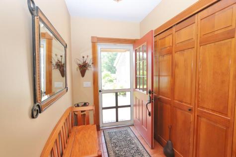 207 6th Street Bangor ME 04401