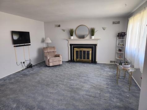 15 Scribner Circle Lewiston ME 04240