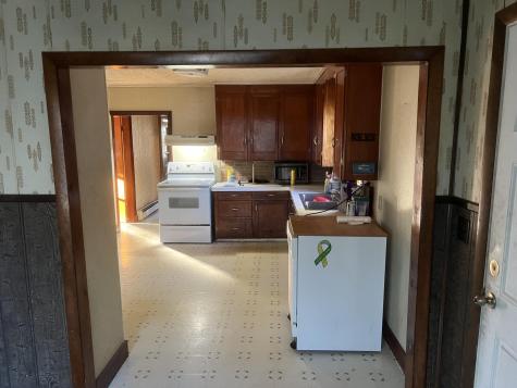 23 Hillcrest Avenue Millinocket ME 04462