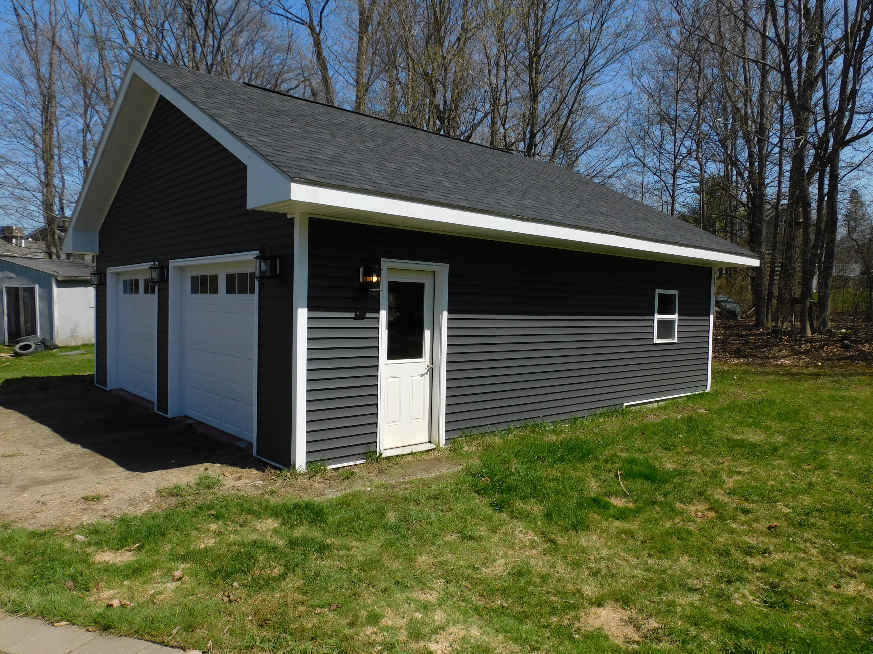 56 Monroe Street Calais ME 04619