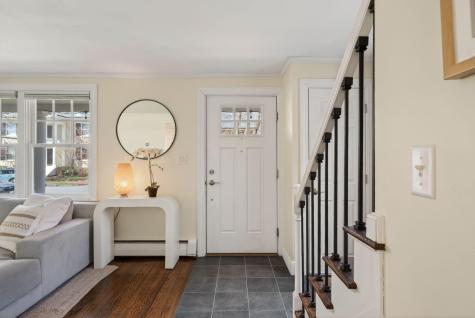 23 Neal Street Portland ME 04102