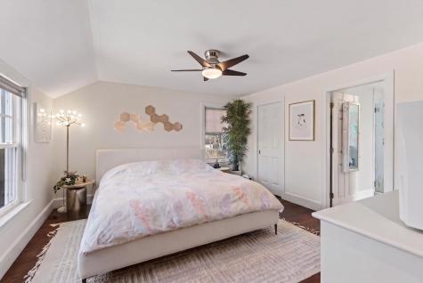 23 Neal Street Portland ME 04102