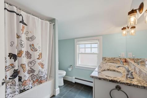 23 Neal Street Portland ME 04102