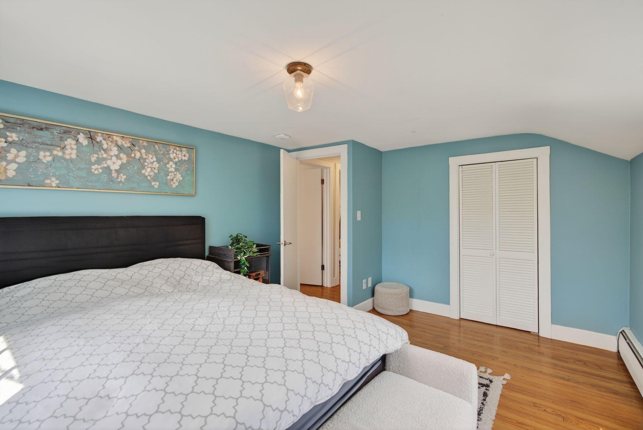 23 Neal Street Portland ME 04102