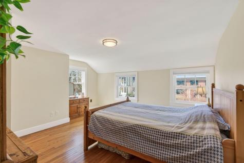 23 Neal Street Portland ME 04102