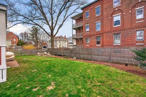 23 Neal Street Portland ME 04102