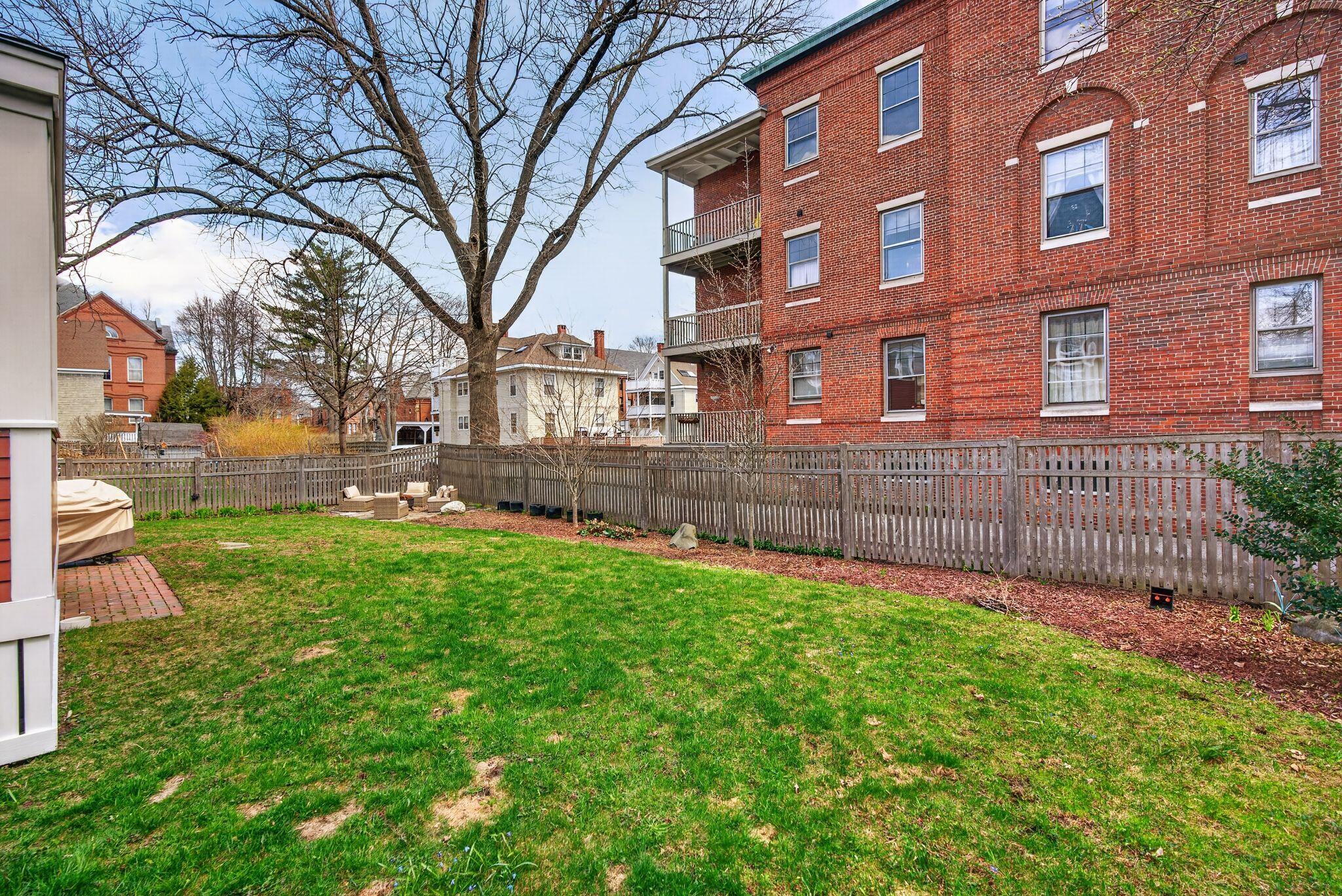 23 Neal Street Portland ME 04102