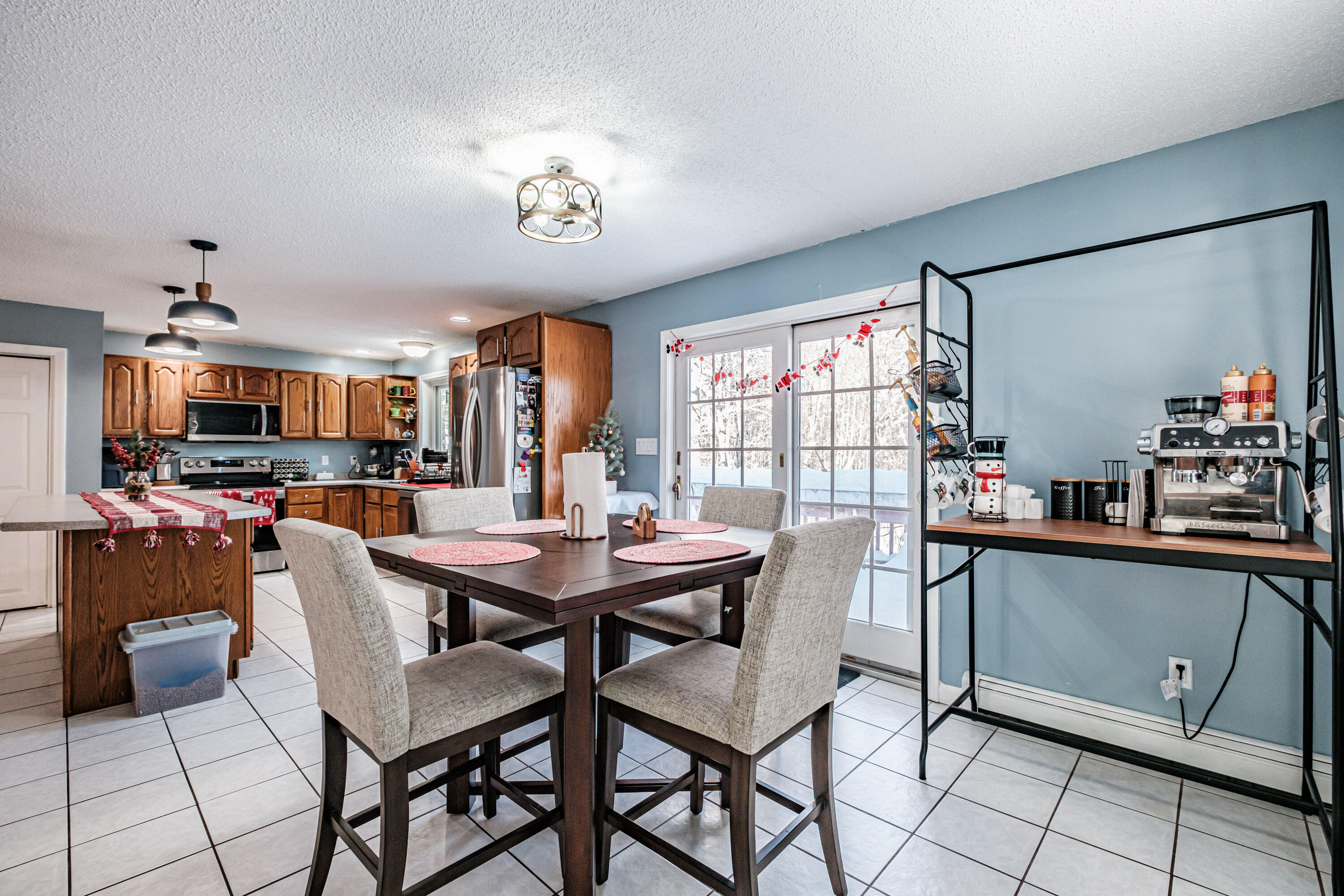 481 River Road Topsham ME 04086