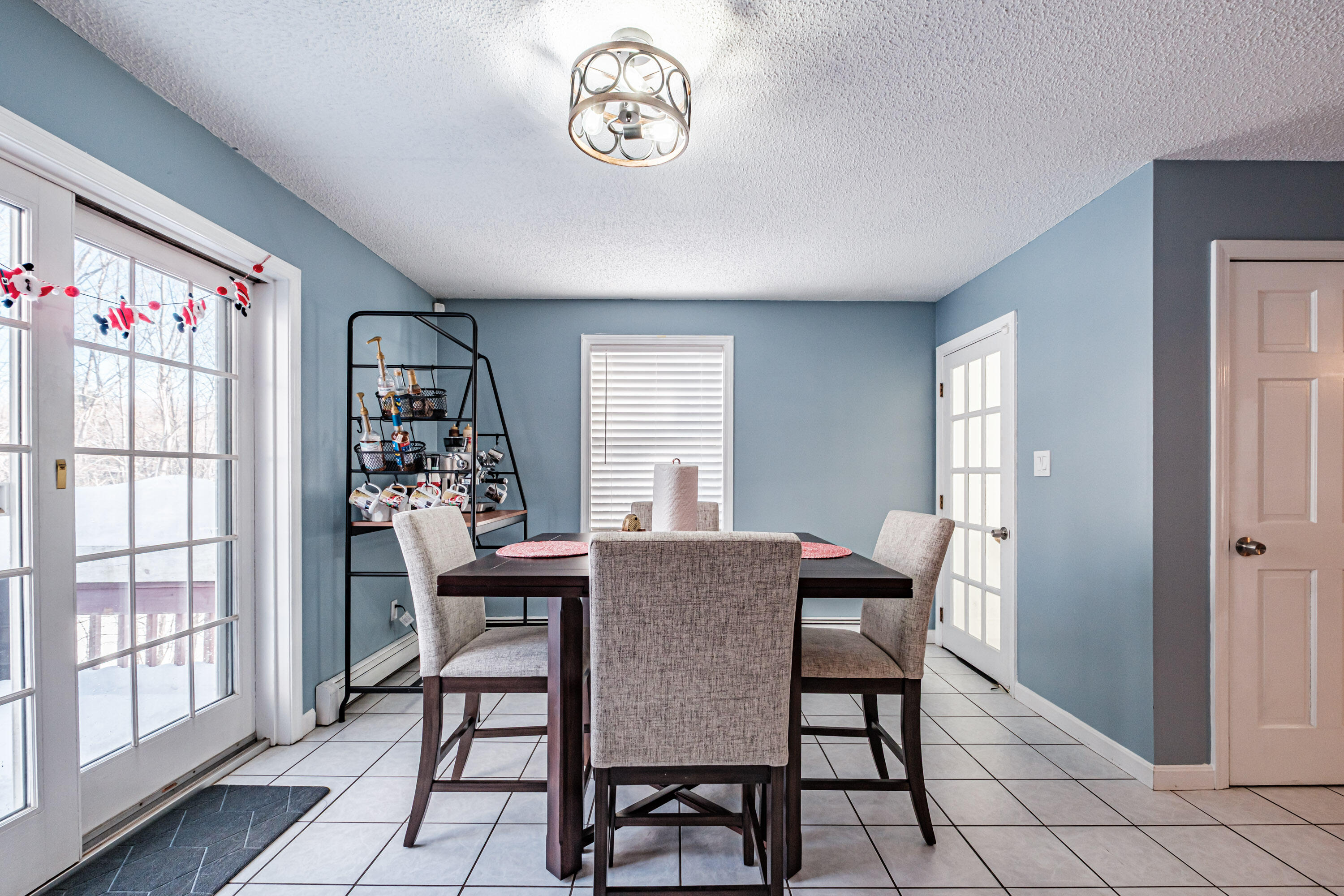 481 River Road Topsham ME 04086