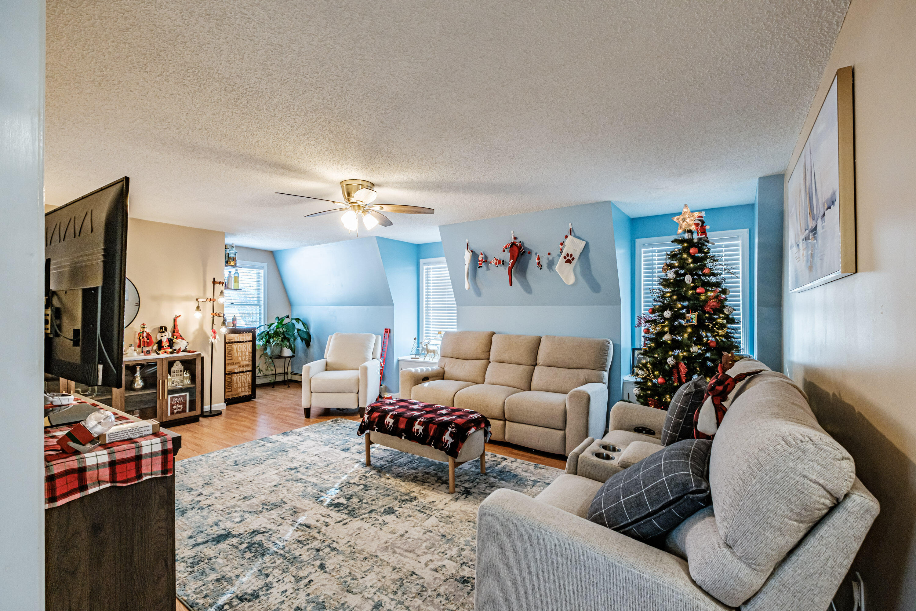 481 River Road Topsham ME 04086