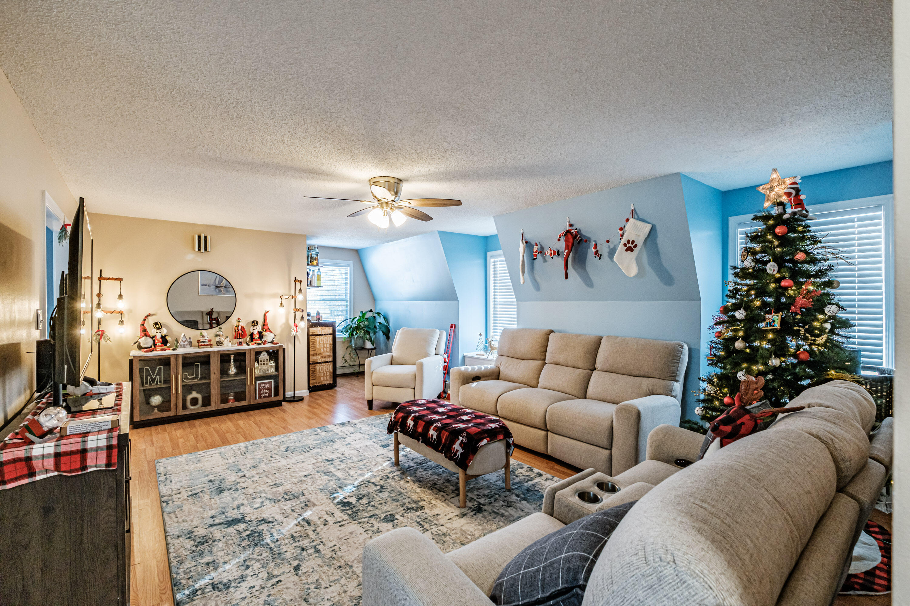 481 River Road Topsham ME 04086