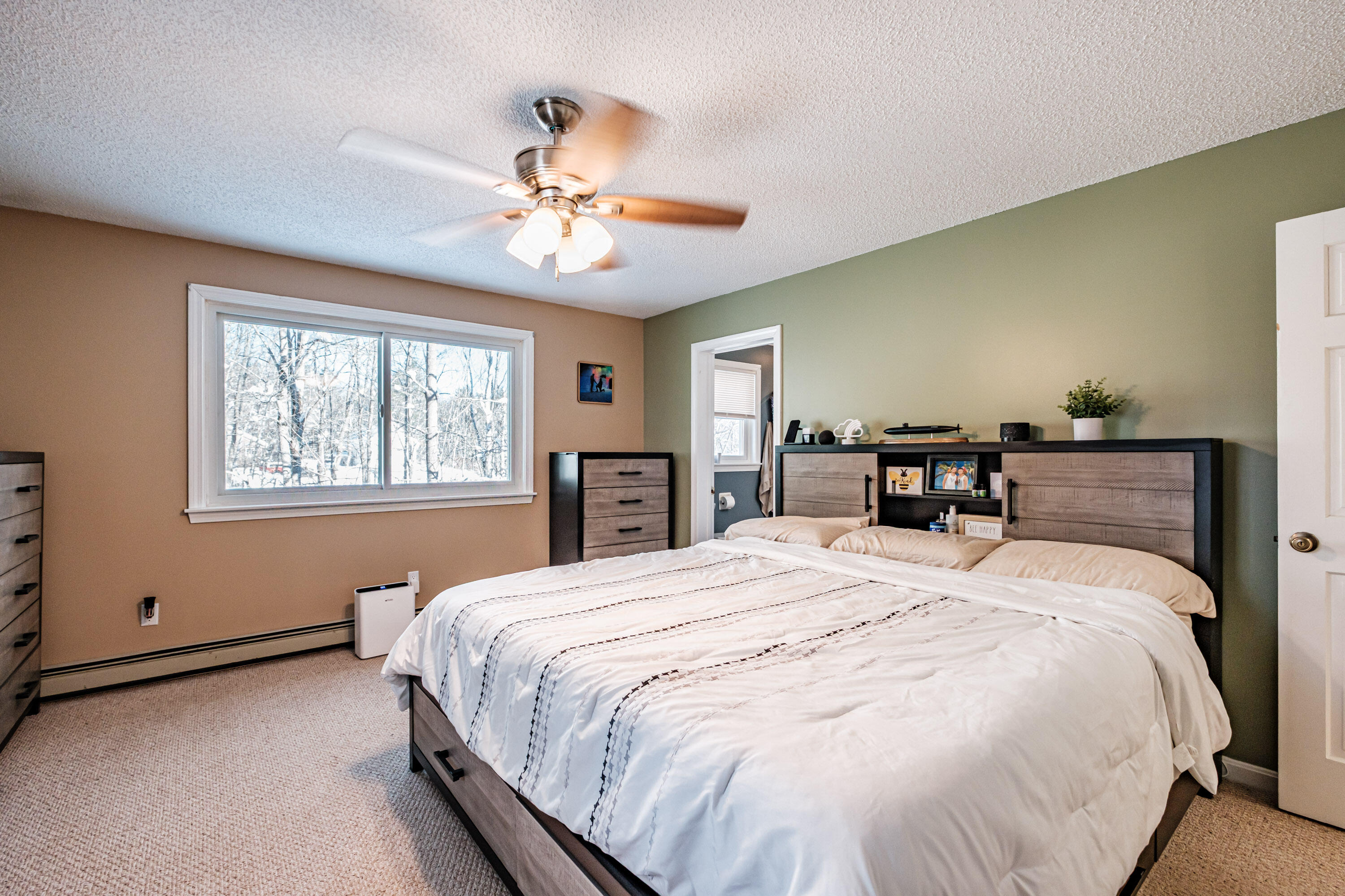 481 River Road Topsham ME 04086