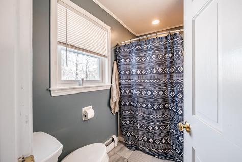 481 River Road Topsham ME 04086