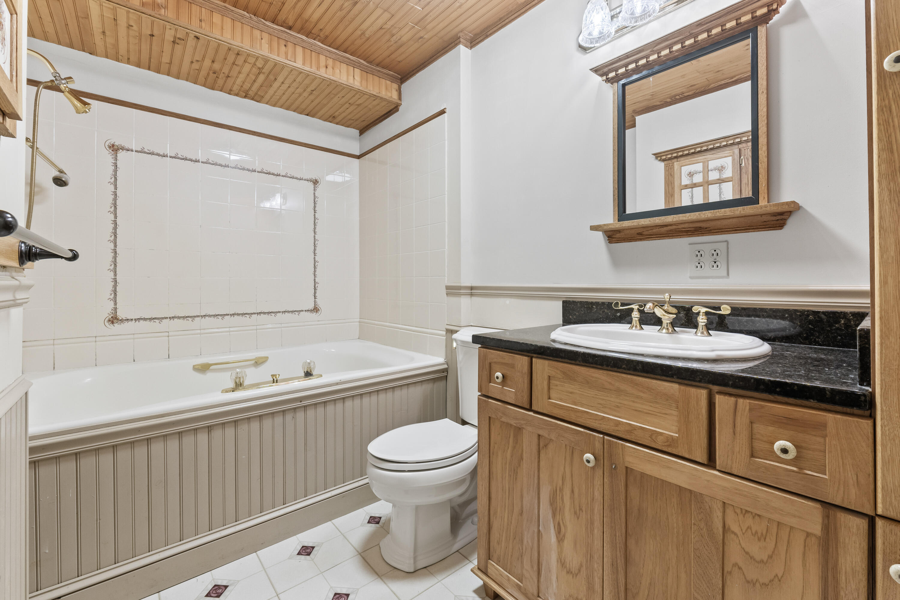 40 Mahlon Avenue Gorham ME 04038