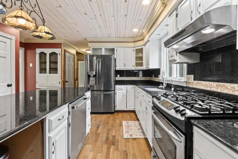 40 Mahlon Avenue Gorham ME 04038