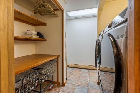 2 Flynn Road Raymond ME 04071