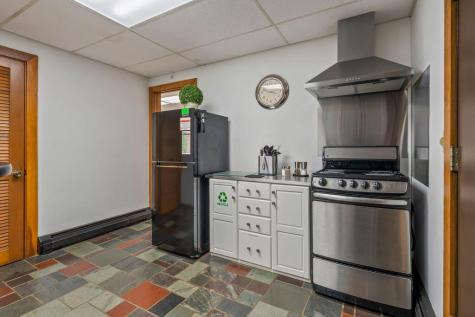 2 Flynn Road Raymond ME 04071