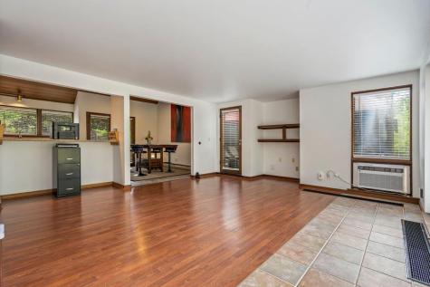 2 Flynn Road Raymond ME 04071