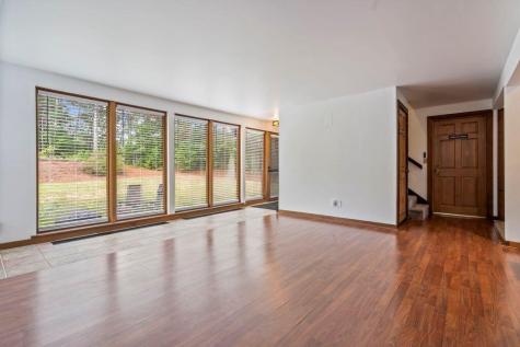 2 Flynn Road Raymond ME 04071