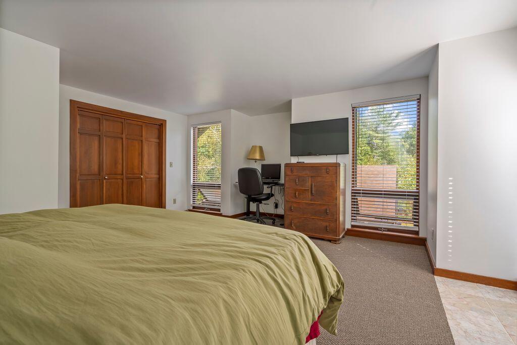 2 Flynn Road Raymond ME 04071