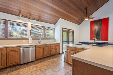 2 Flynn Road Raymond ME 04071