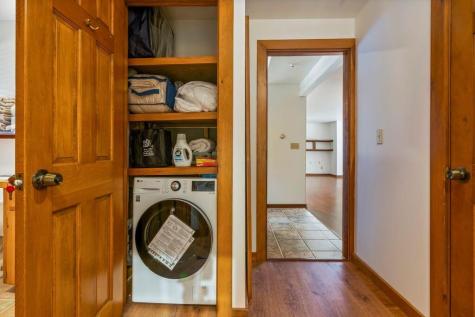 2 Flynn Road Raymond ME 04071