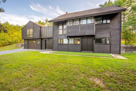 2 Flynn Road Raymond ME 04071