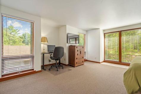 2 Flynn Road Raymond ME 04071