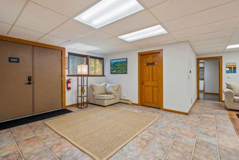 2 Flynn Road Raymond ME 04071