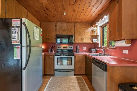 2 Flynn Road Raymond ME 04071