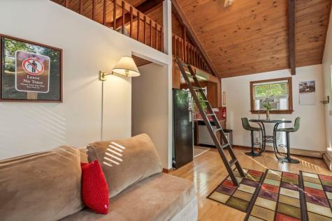 2 Flynn Road Raymond ME 04071