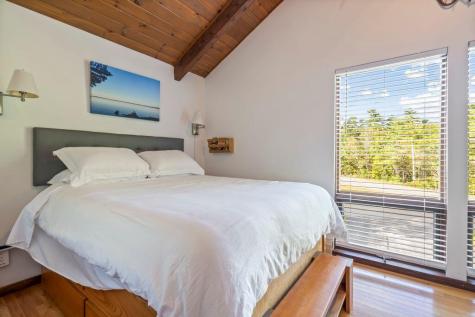 2 Flynn Road Raymond ME 04071