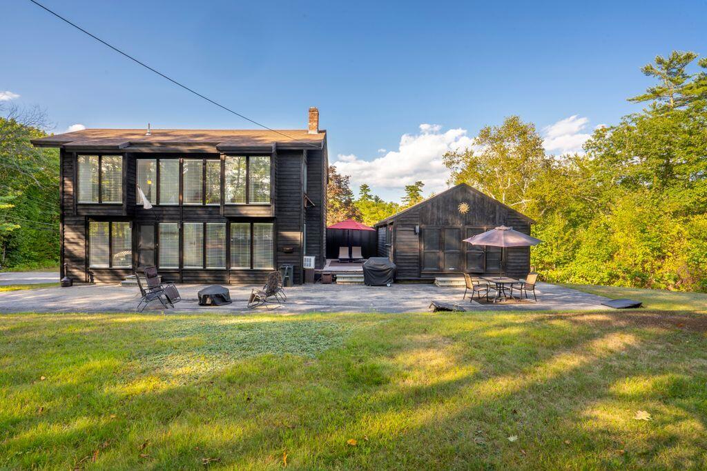 2 Flynn Road Raymond ME 04071