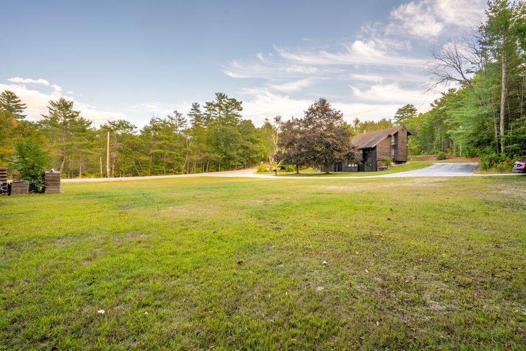 2 Flynn Road Raymond ME 04071