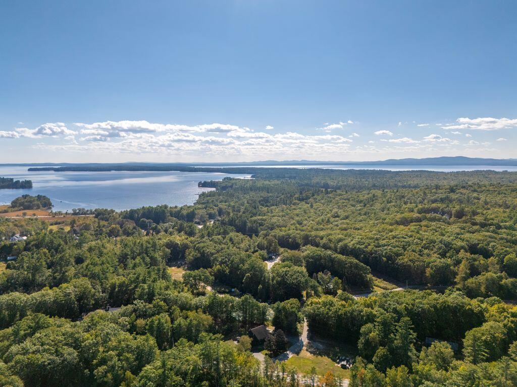 2 Flynn Road Raymond ME 04071