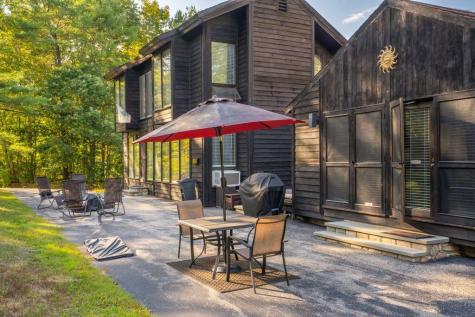 2 Flynn Road Raymond ME 04071