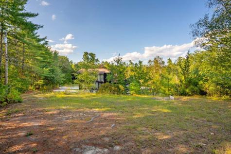 2 Flynn Road Raymond ME 04071